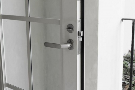 Comment bien choisir votre porte d'entr&eacute;e &agrave; Vieu-d'Izenave ?